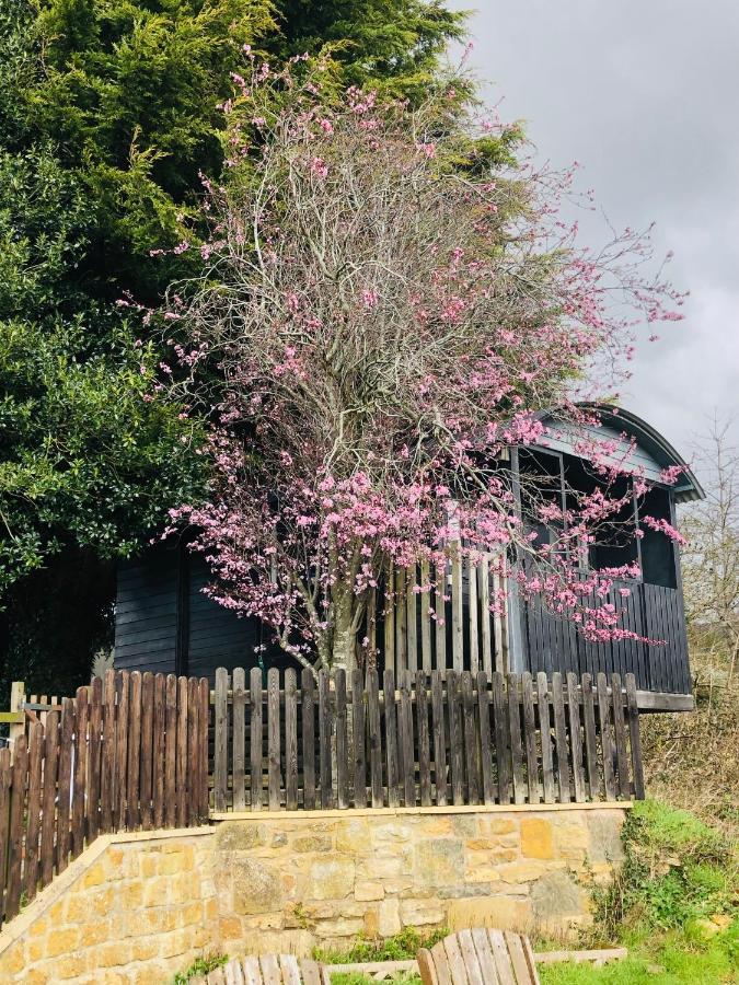 The Cherry Tree Gypsy Wagon Banbury Zewnętrze zdjęcie